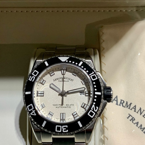 Armand Nicolet JS9 Automatic Diver Watch Stainless - Picture 4 of 12